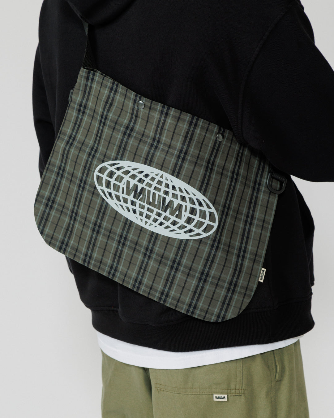 Global Musette - Charcoal Check