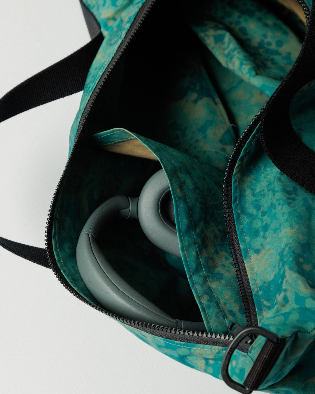 Water Resistant Duffle Bag - Blue Ink