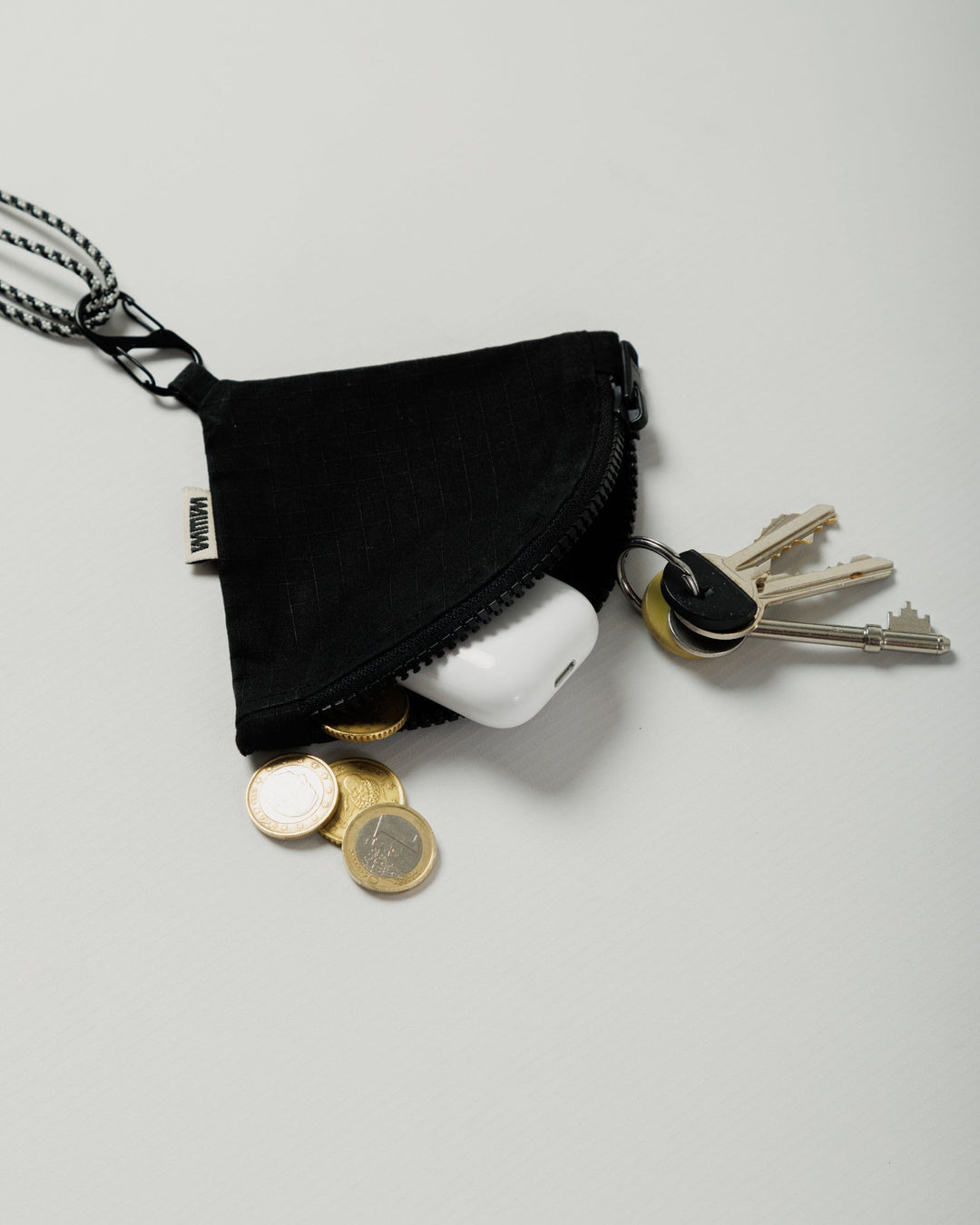 Pie Pouch - Black/White